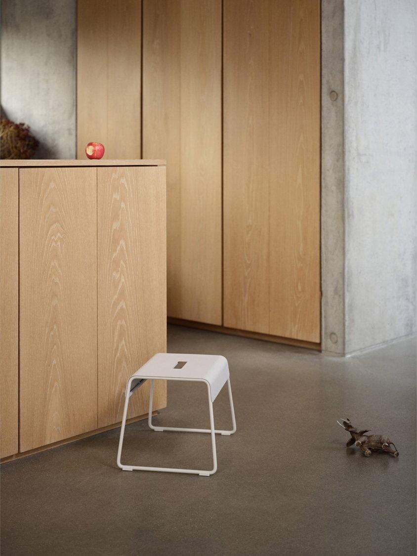Kovová stolička A-Stool