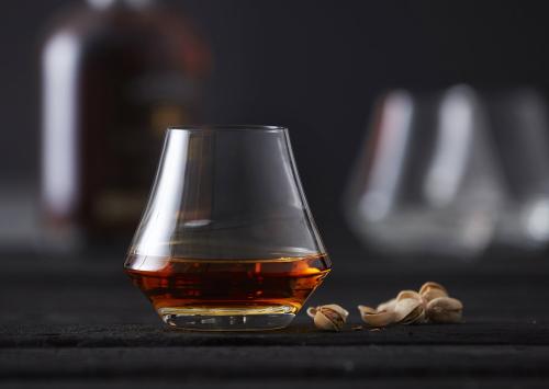 Sklenice na rum Juvel