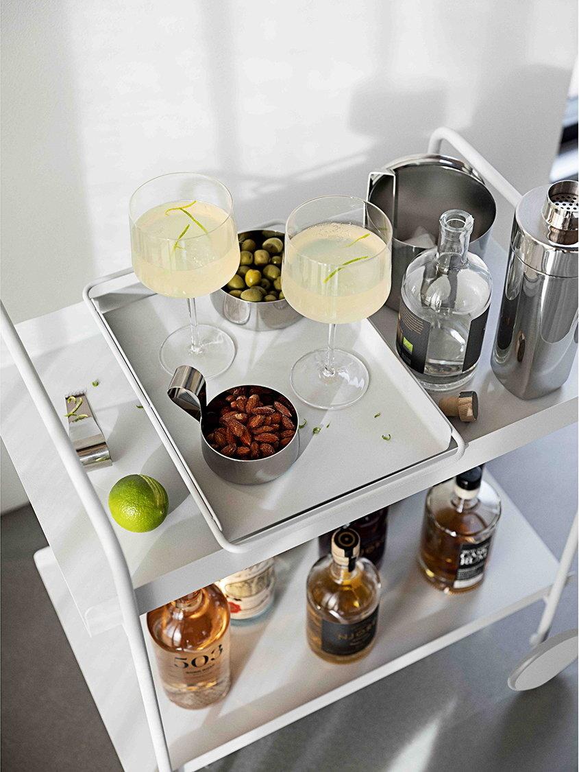 Barový stolek na kolečkách A-Cocktail