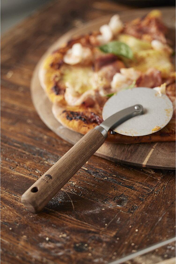 Kráječ na pizzu