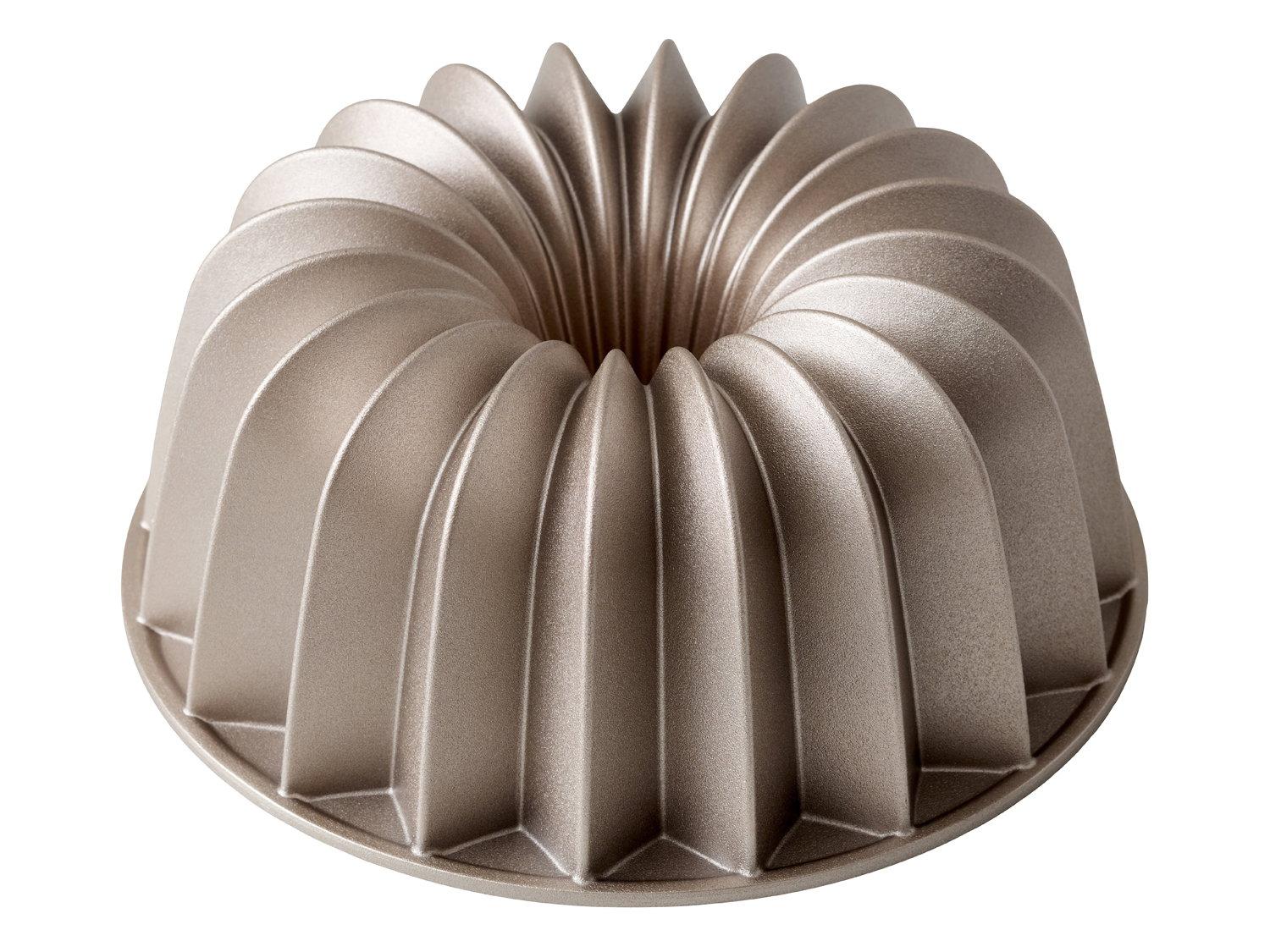 Forma na bábovku  Swirl