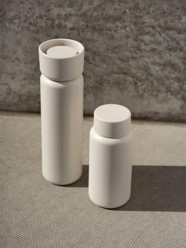 Termohrnek Singles