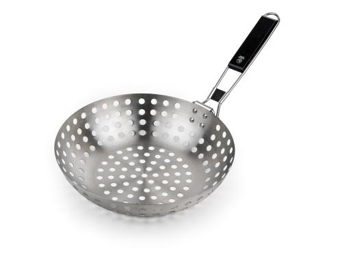 Wok na grilovaní a BBQ