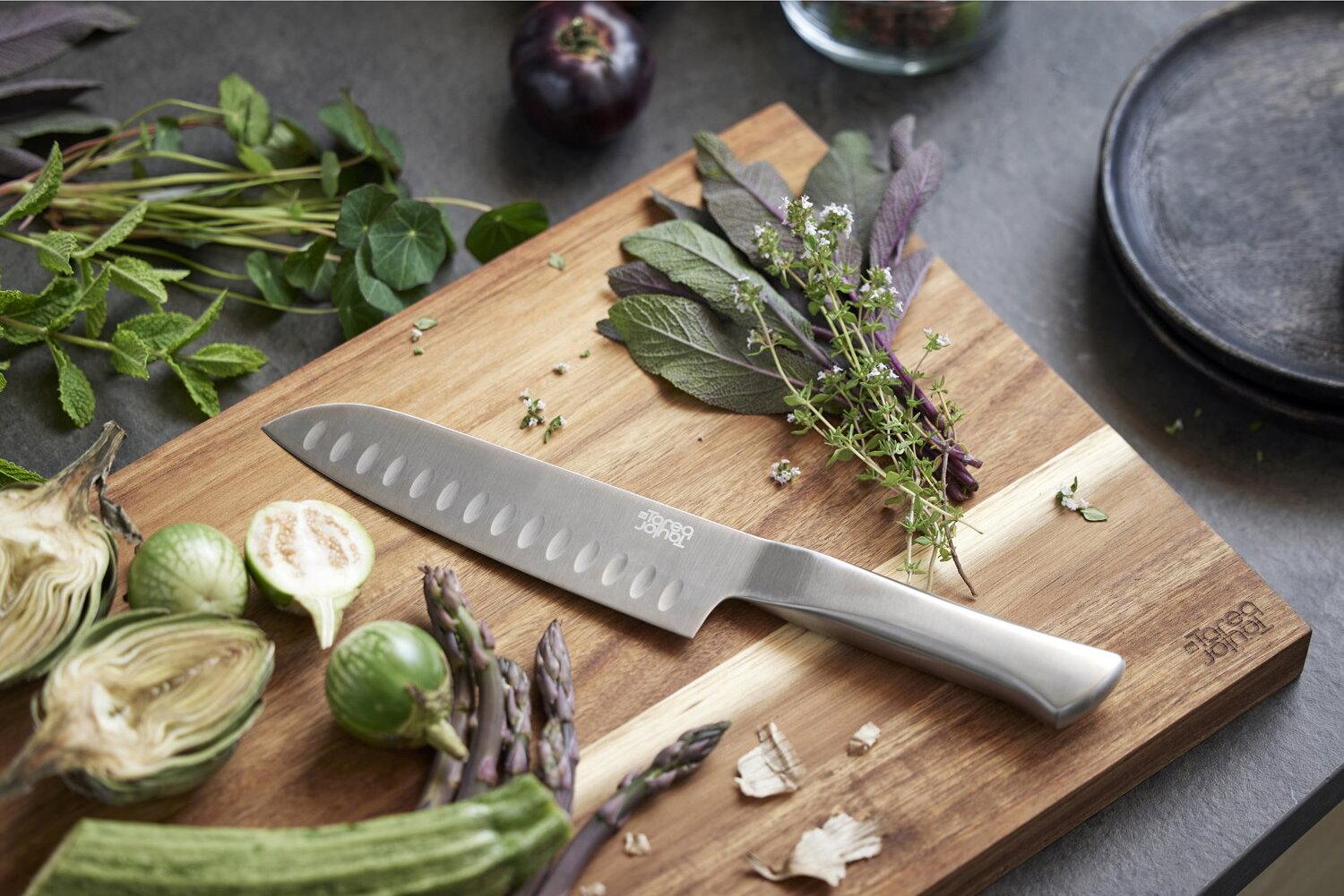 Nůž Santoku Precision