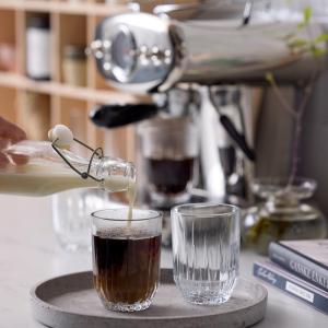 Mezinárodní den kávy: Oslavte ho dokonalým domácím rituálem a slevou ☕️