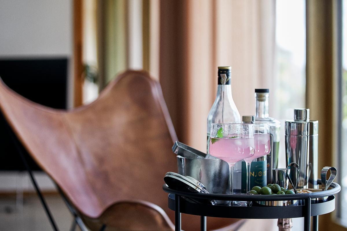 🍸 Mezinárodní den Gin & Tonic: Oslavte ho v tom správném skle!