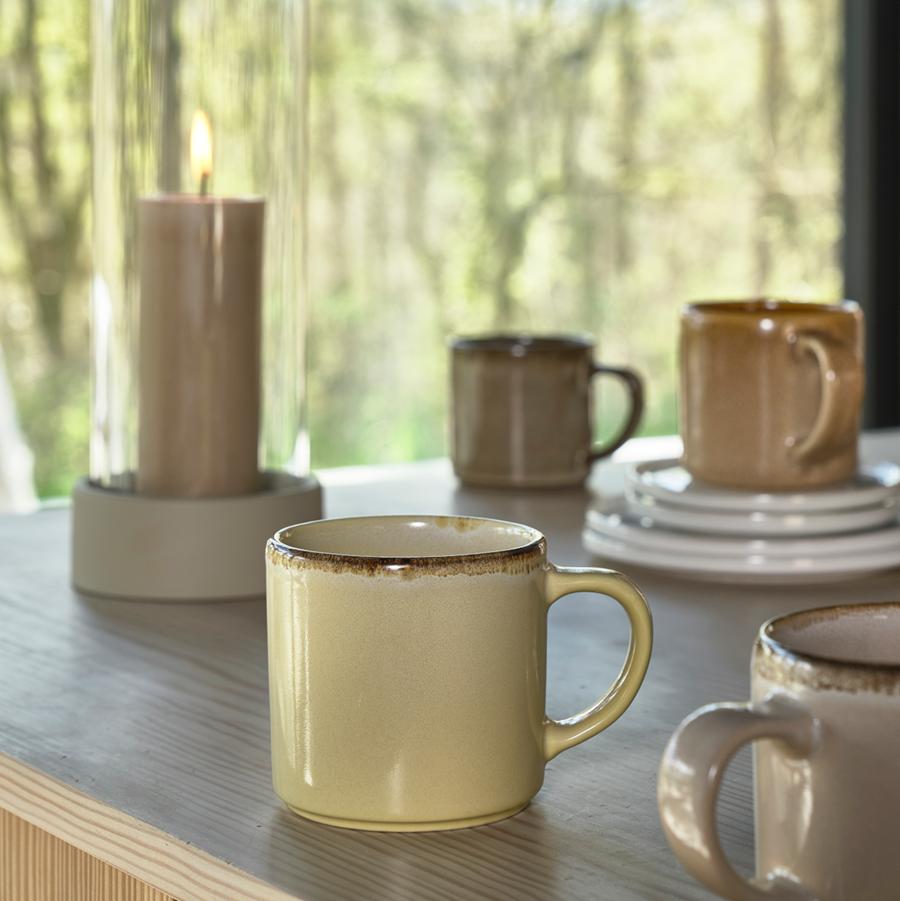Ručně vyráběná kamenina  z dánské kolekce Villa Collection